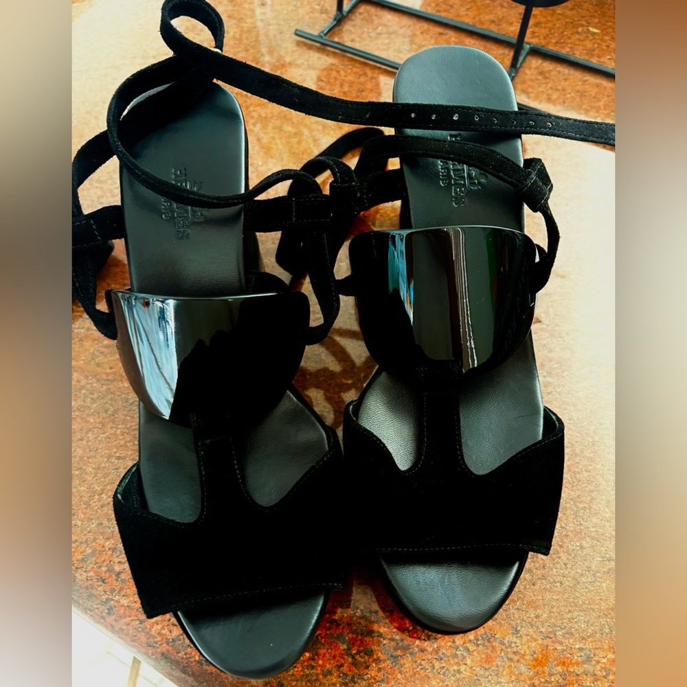 Hermes Black Wedge Shoes ankle T-strap sandals with black medallion💯authentic